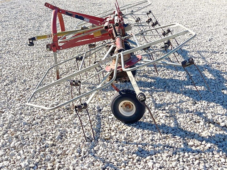 hesston-3717-image-4