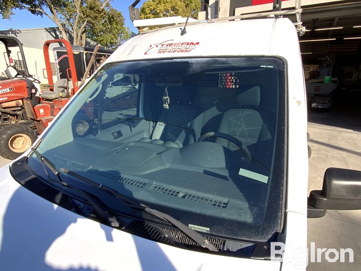 2010-ford-transit-connect-image-15