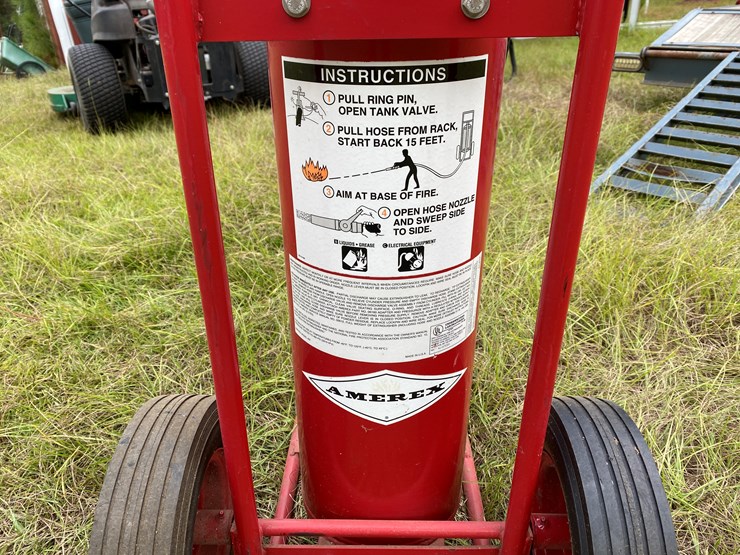 #75-•-#151-•-industrial-fire-extinguisher-with-hose-image-5