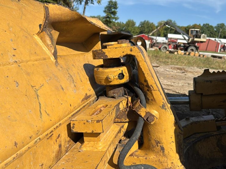 2006-caterpillar-517-image-14