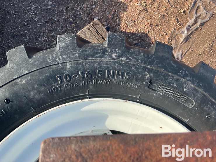 titan-trac-loader-10-16.5nhs-tires-image-9