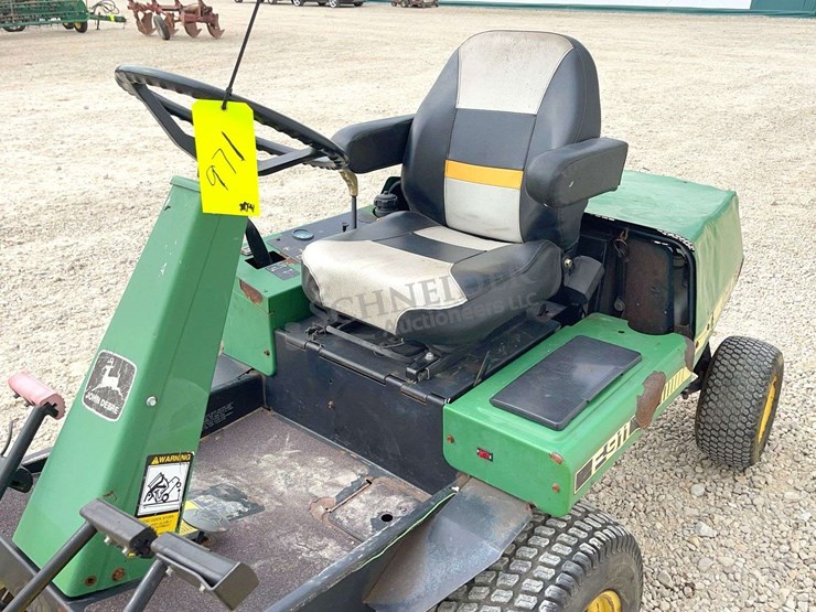 john-deere-f911-image-12