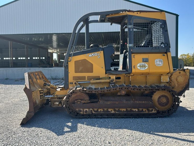 2015-deere-450j-lt-image-2