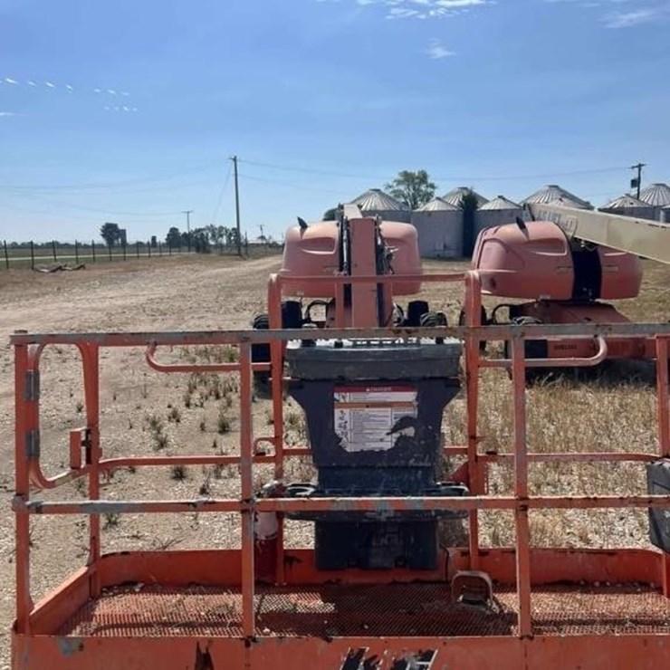 2013 JLG 460SJ