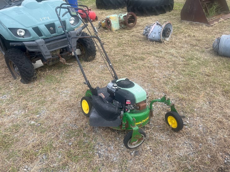 #193-•-jond-deere-mower-image-1