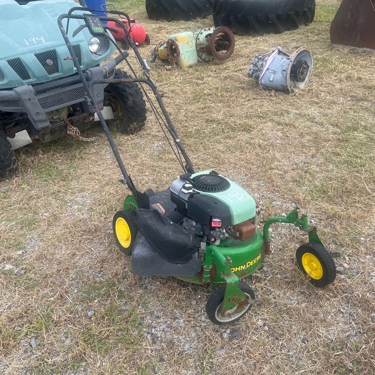 #193 • JOND DEERE MOWER