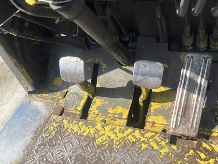 mitsubishi-fgc25-image-23