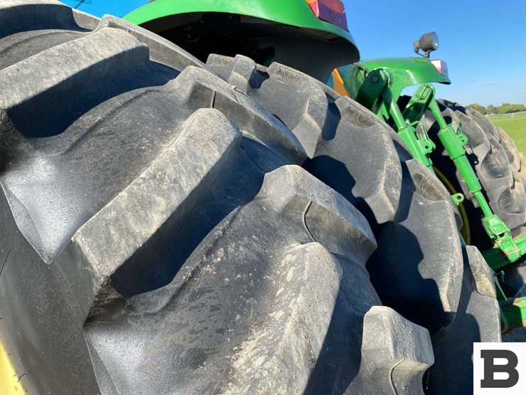 2008-john-deere-8330-image-32