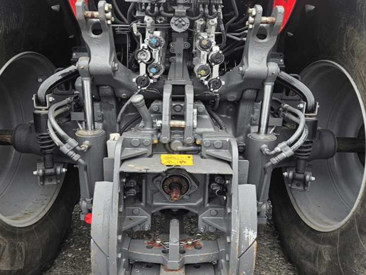 2016-massey-ferguson-7720-image-17