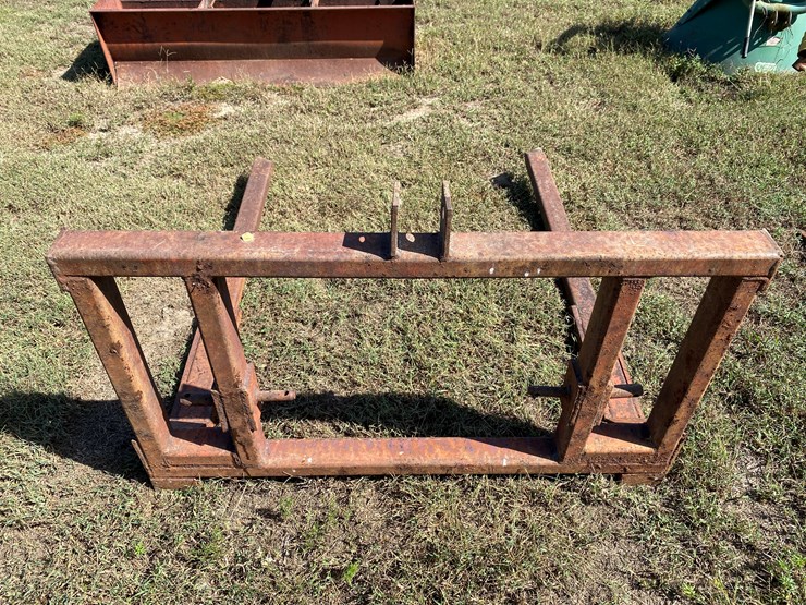 #43-•-#129-•-3-point-hay-fork-image-3