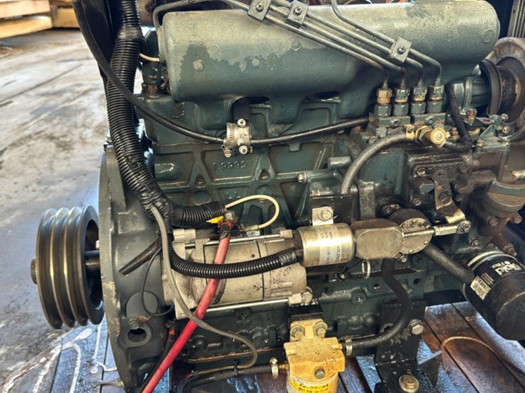 #4600-•-kubota-v2003-t-e-power-unit-image-8