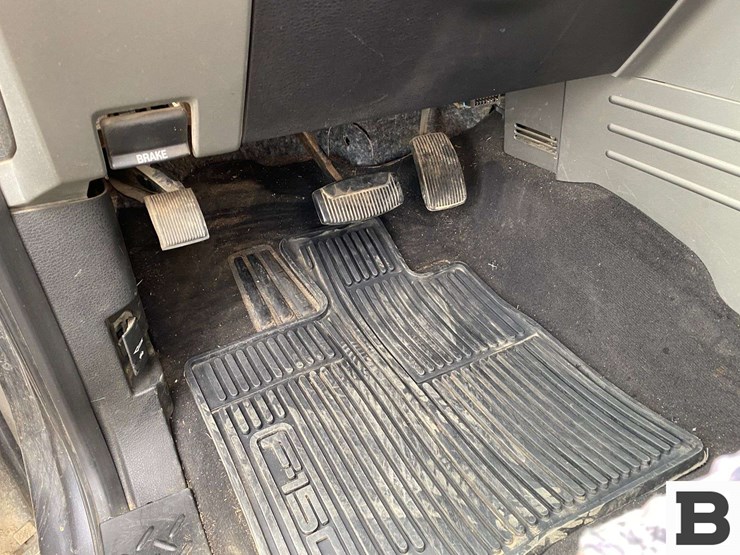 2004-ford-f150-image-28