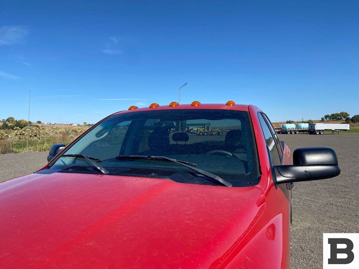 2004-dodge-ram-3500-image-11