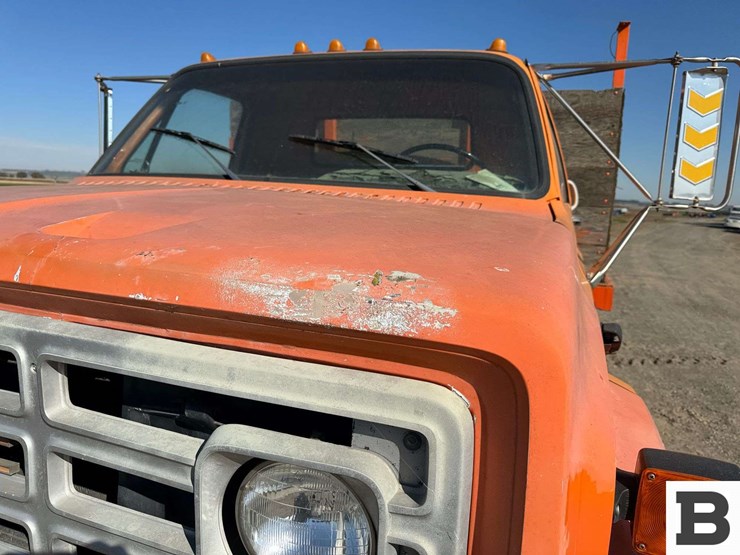 1988-gmc-7000-image-10