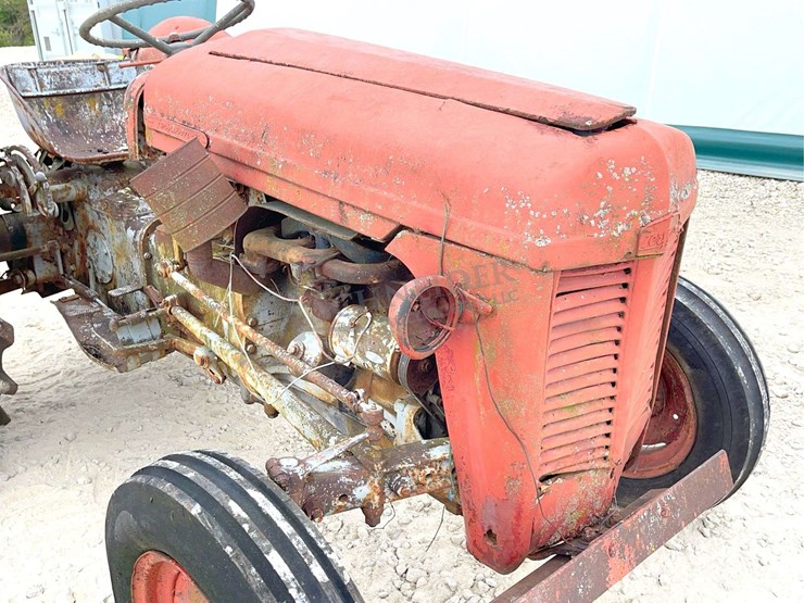 ferguson-to35-image-10