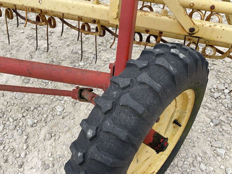 new-holland-256-image-15