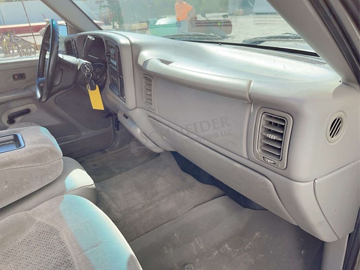 2000-chevrolet-2500-image-54