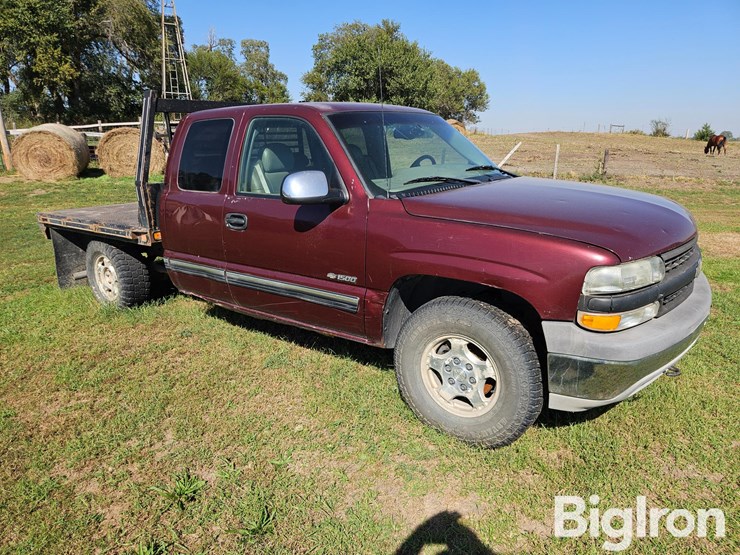 1999-chevrolet-silverado-image-3