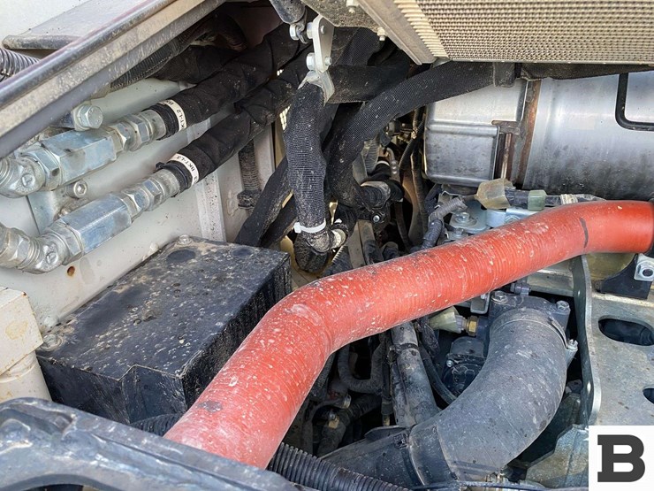 2021-takeuchi-tl12-image-26