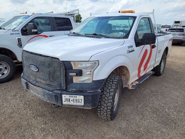 2017-ford-f150-image-1