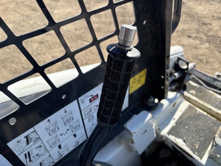 2021-bobcat-s70-image-22