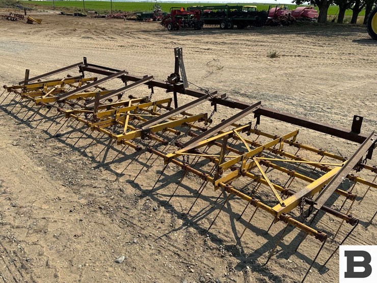 custom-3-section-tine-harow-image-5