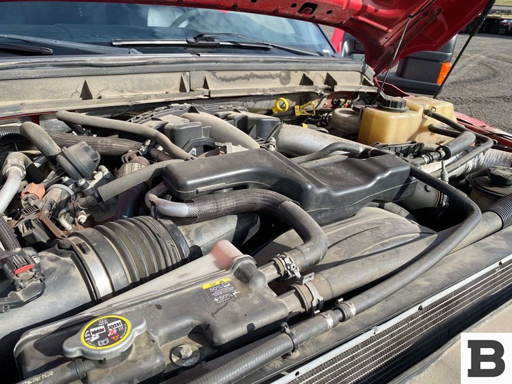 2011-ford-f450-image-38