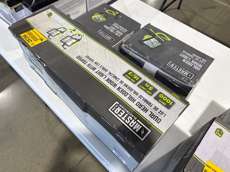 #28396-•-lot-of-master-electrician-halogen-work-lights-&-tripod-image-3