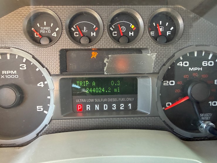 2008-ford-f550-image-35