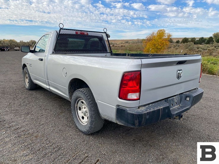 2018-ram-1500-pickup-image-3
