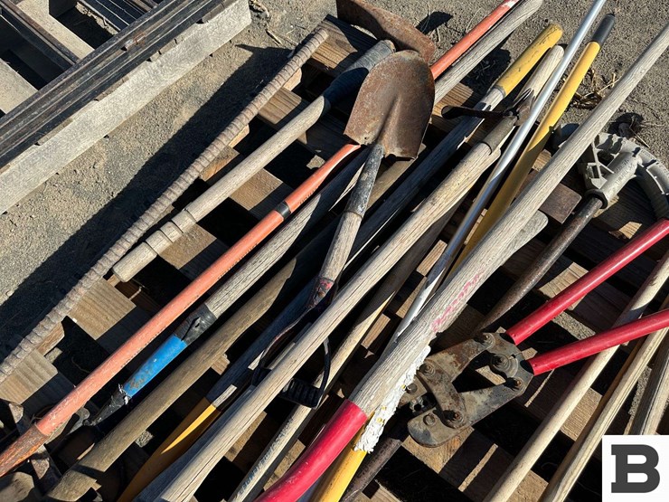 rakes,-shovels,-pipe-bender-image-10