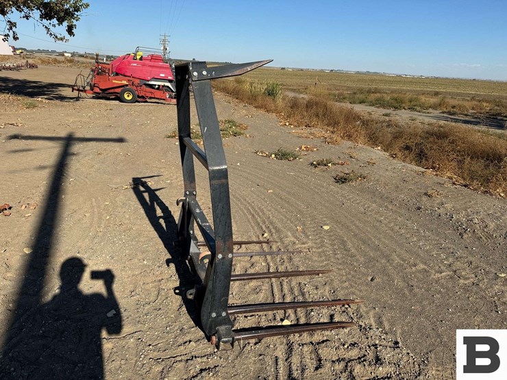 bale-spear-attachment-image-5