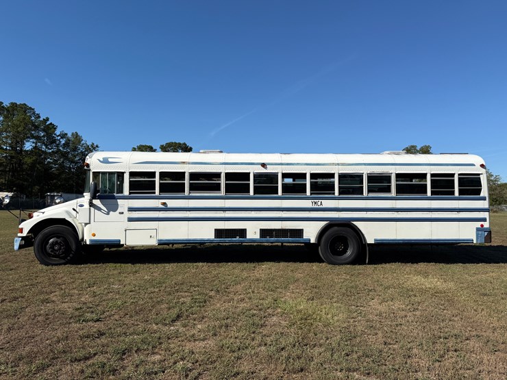 #29-•-#248-•-2006-blue-bird-bb-conventional-bus-image-2