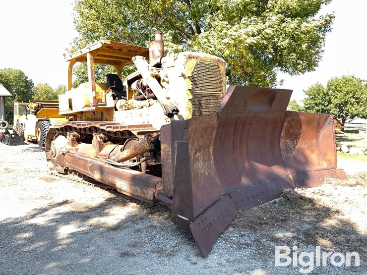 1973-caterpillar-d9g-dozer-image-3