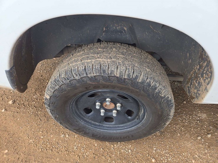 2013-ram-1500-slt-image-8