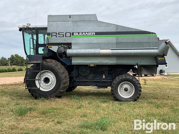 1988-gleaner-r50-image-8