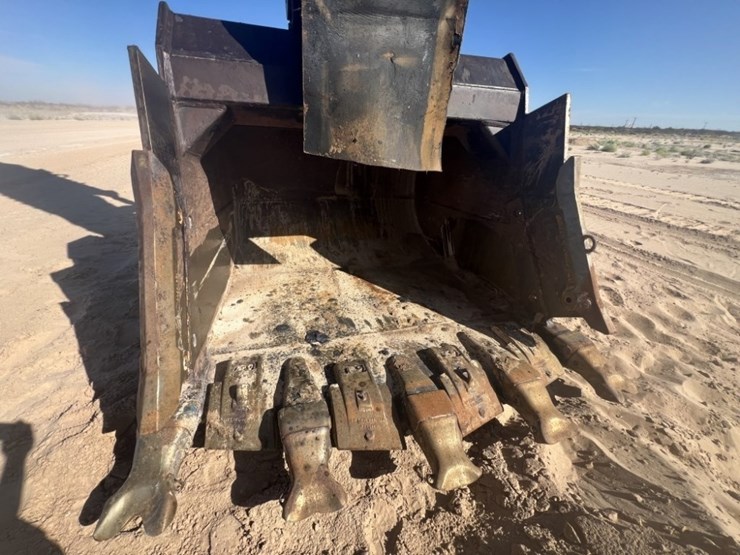 2018-hitachi-zx870-image-14