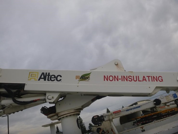 2015-ford-f550-image-8