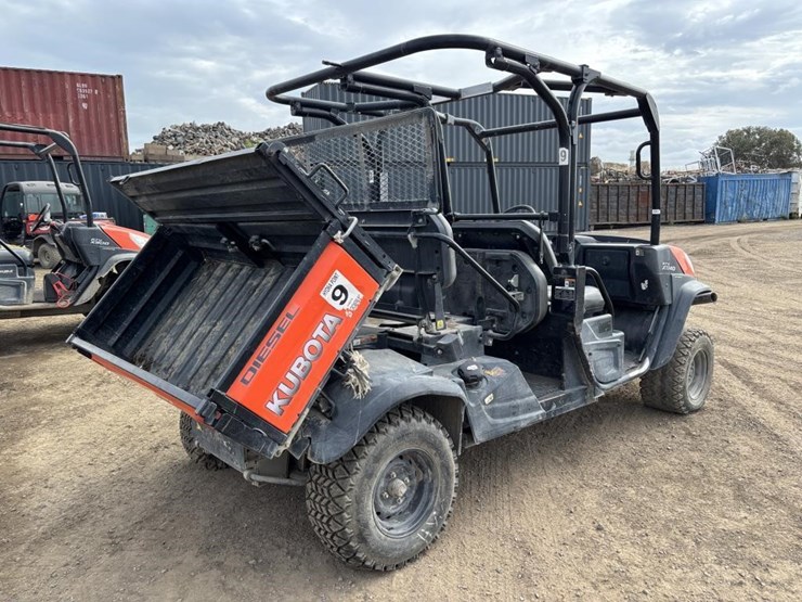 2019-kubota-rtvx1140-image-3