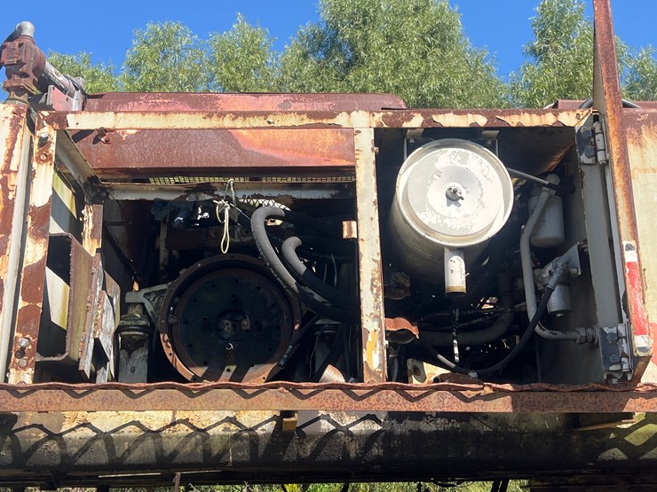 #106-•-link-belt-excavator-|-for-parts-and-repairs-image-12