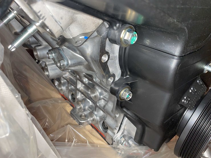 #8616-•-isuzu-trooper-engine-(e)-image-15