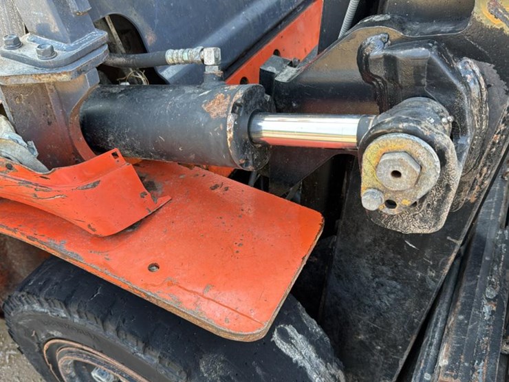 2002-toyota-7fgu35-image-16