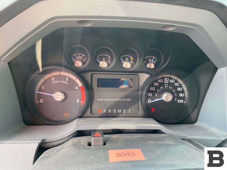 2011-ford-f450-image-48