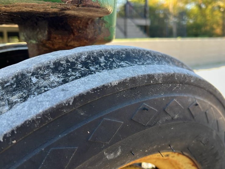 1943-john-deere-b-image-22