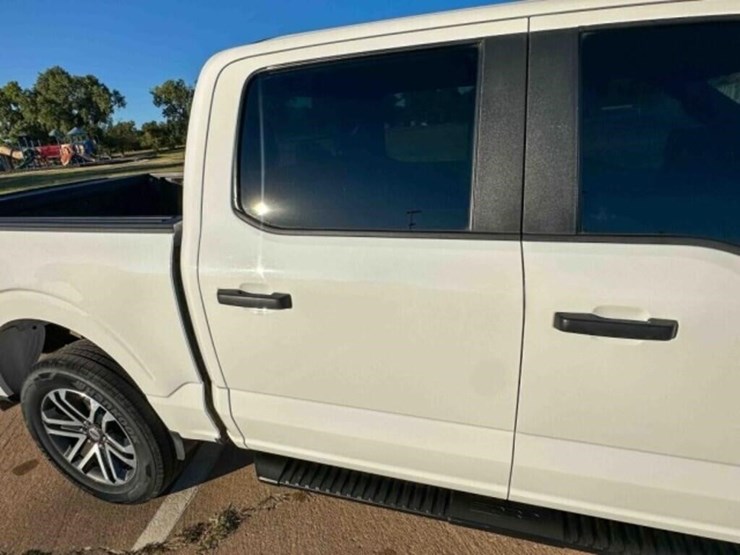 2023-ford-f150-image-39