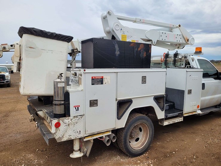 2016-ford-f550-image-4