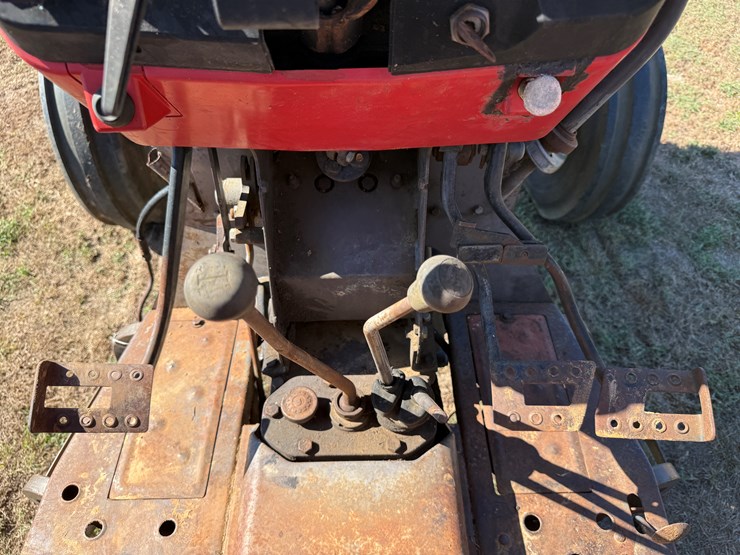 massey-ferguson-399-image-19