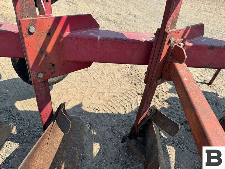 watts-5-bottom-plow-image-24