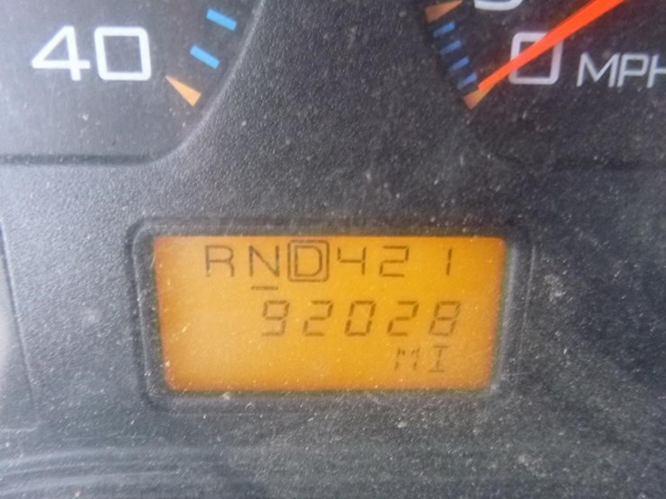 2004-international-durastar-4200-image-24