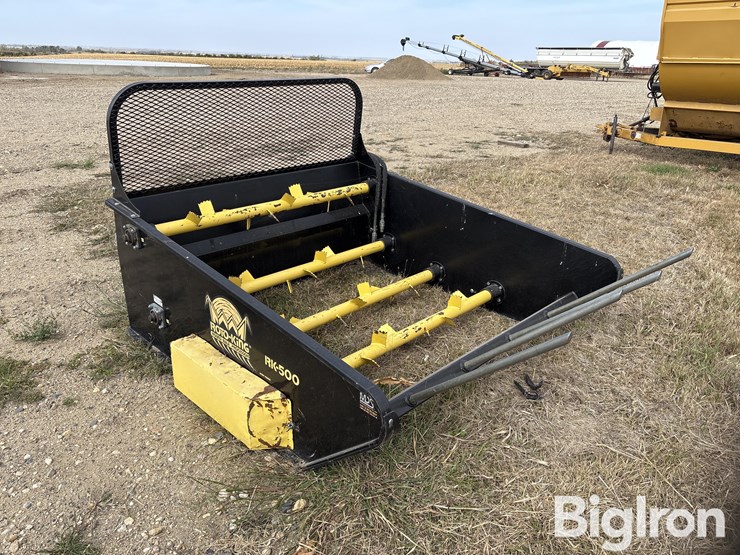 mds-rk-500-skid-steer-bale-shredder-image-3